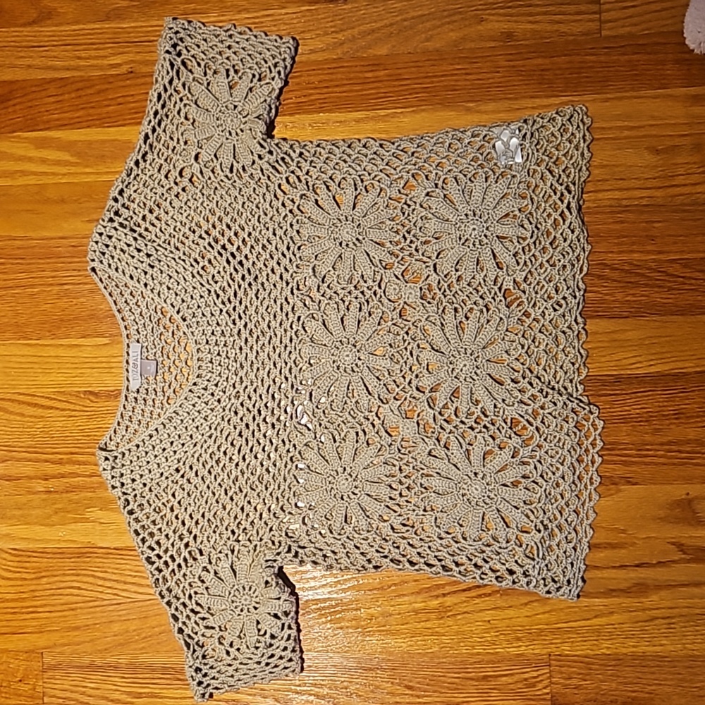 6 piece boho bundle. Size small/med. 3 skirts, 2 tops, adorable jacket - Picture 4 of 16